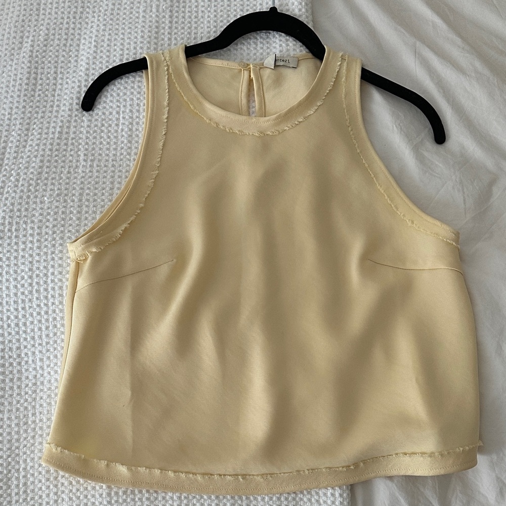 Parentezi butter yellow top